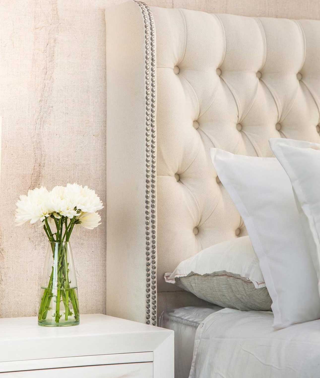 Respaldo Dominga Tachas Plateadas - Rustic Chic