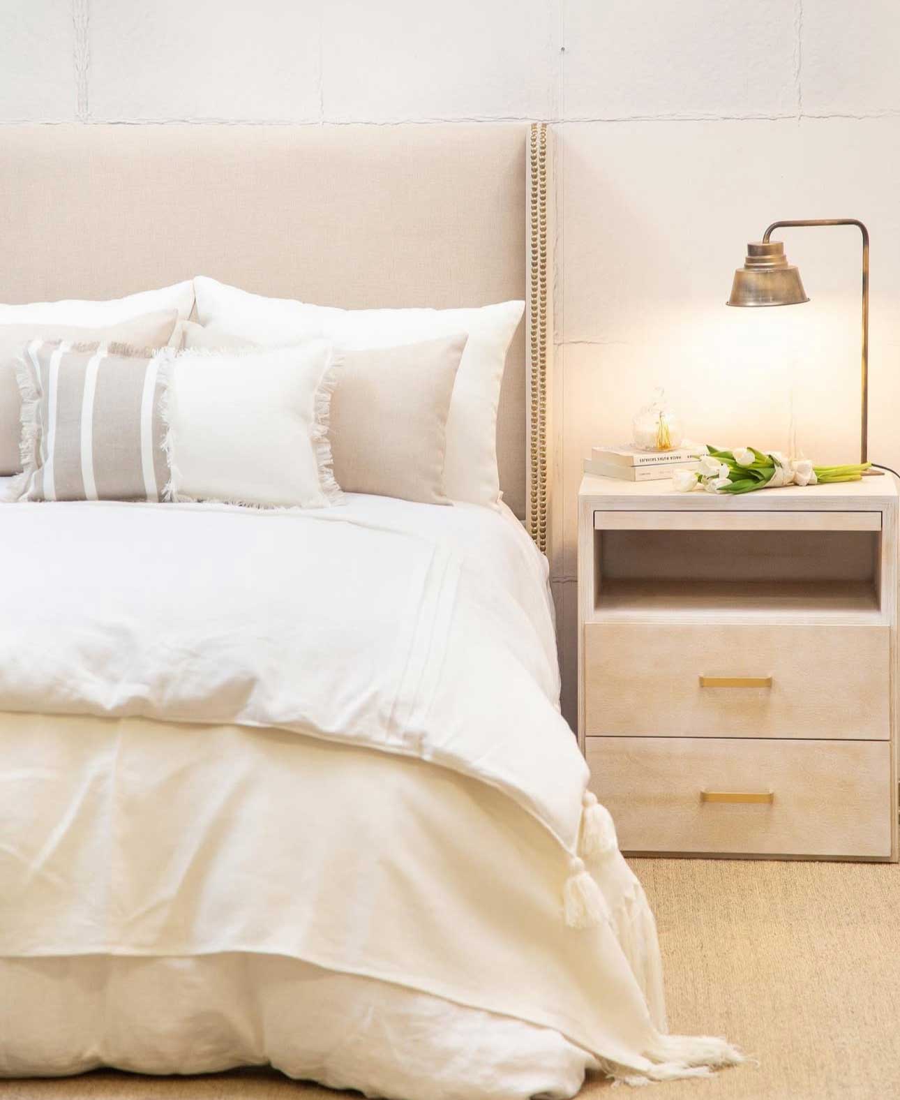 Respaldo Dominga Tachas - Rustic Chic