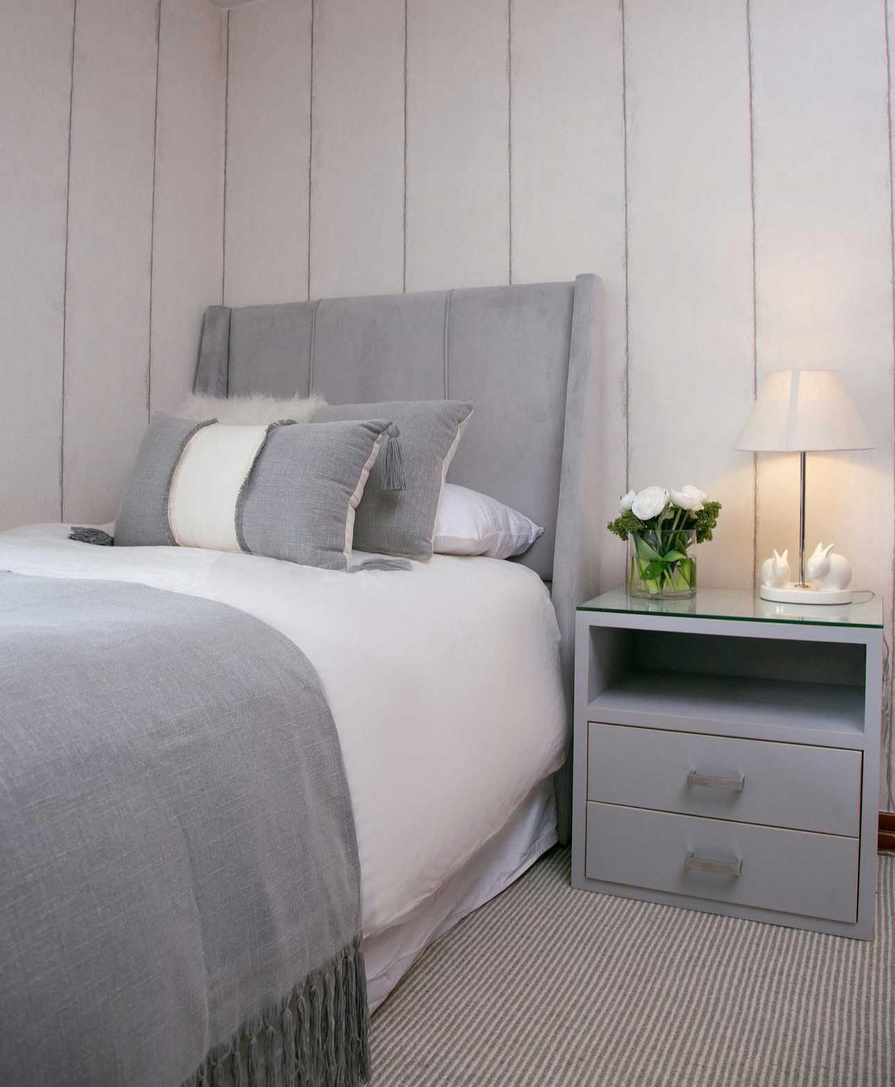 Respaldo Dominga Gris - Rustic Chic
