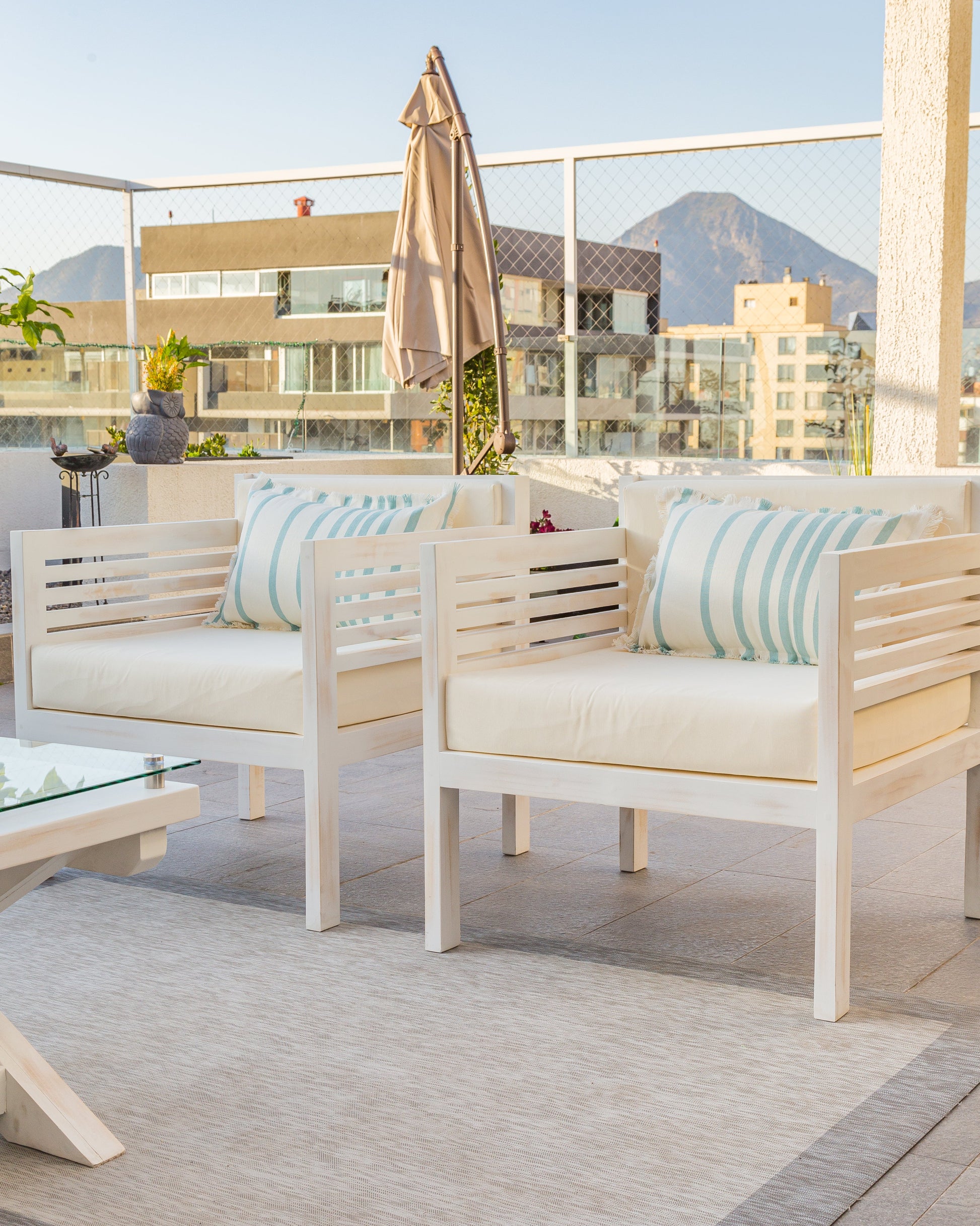 Sitial Acacia - Rustic Chic