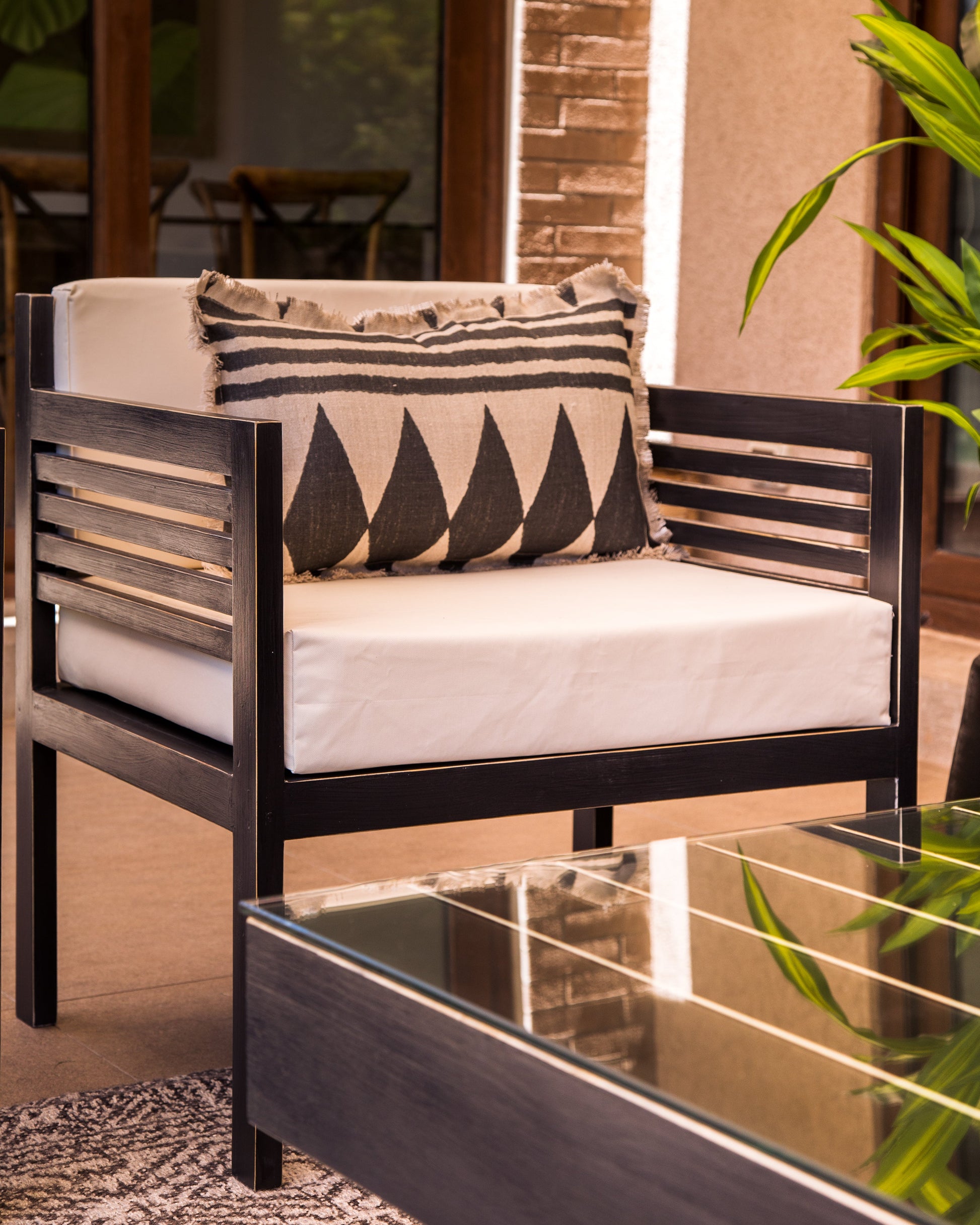 Sitial Acacia - Rustic Chic