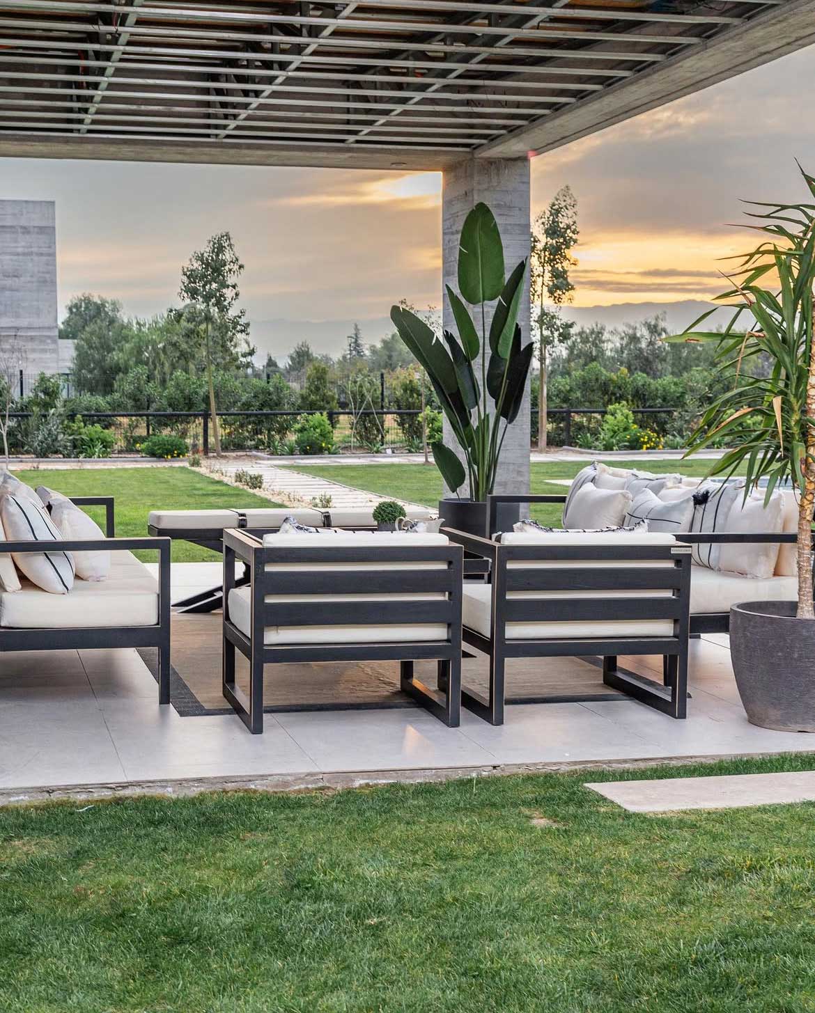 Terraza Dos Sillones Tarifa - Rustic Chic