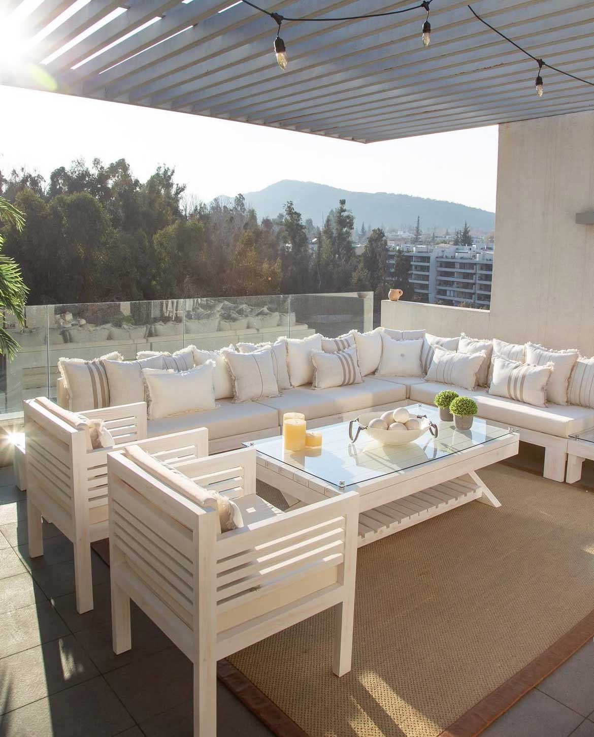 Terraza L Marbella - Rustic Chic